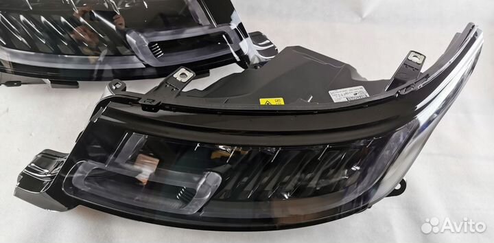 Range rover sport L494 рест. фары левая и правая