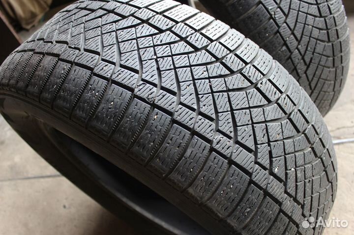 Pirelli Ice Zero FR SUV 285/50 R20 116T