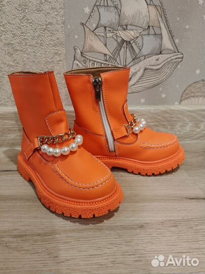 Ботинки осенние для девочки 24 25