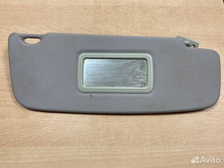 Козырек солнцезащитный передний правый LADA Kalina