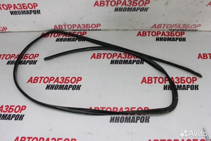 Уплотнитель для Toyota Cami 2001-2005г