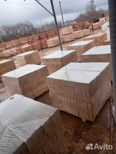 Строительный кирпич Псков М 150