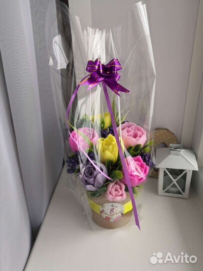 Букет в крафтовом стакане