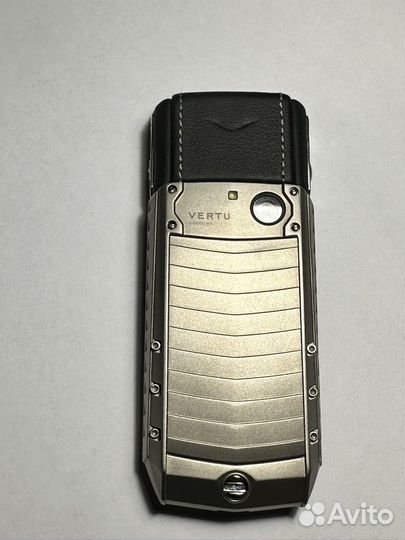 Vertu Ascent Ti