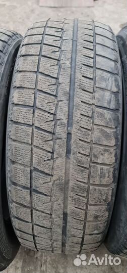 Bridgestone Blizzak Revo GZ 225/60 R17 99S