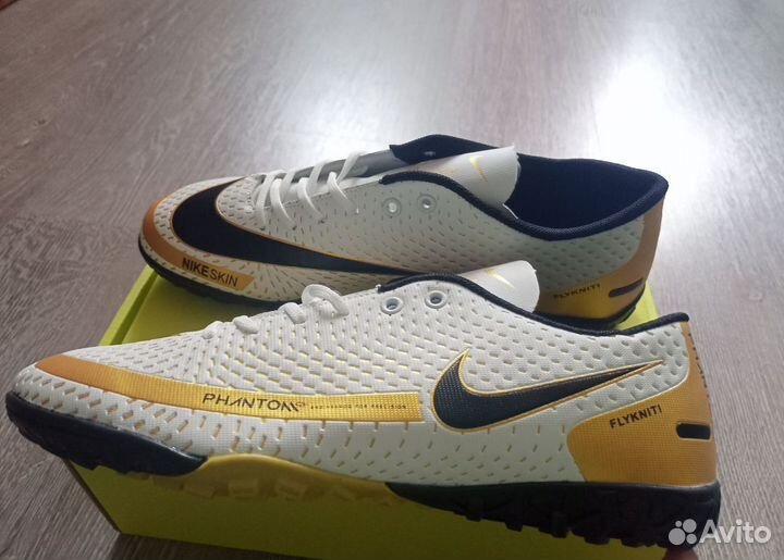 Сороконожки шиповки nike phantom 44