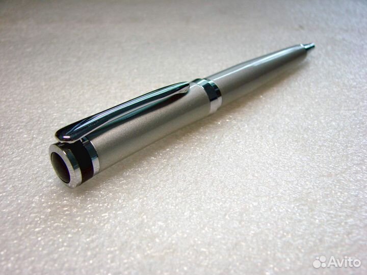 Металлическая ручка oriflame / avon