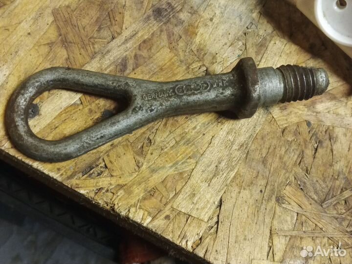 Буксировочная петля ауди