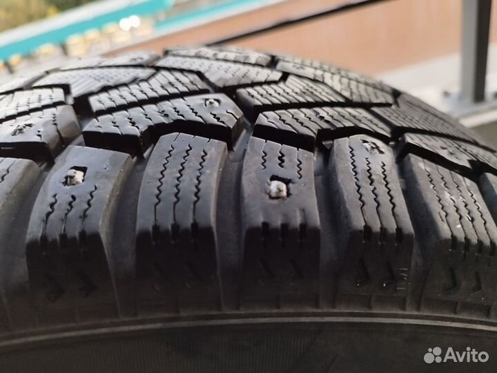 Pirelli Ice Zero 205/60 R16 96T