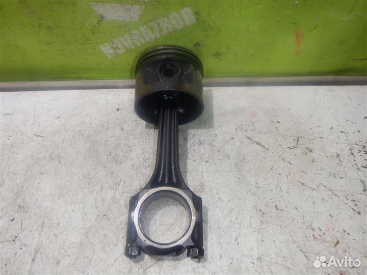 Поршень с шатуном Ауди 80 90 Б4