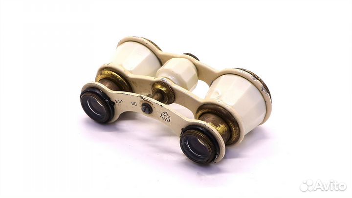 Бинокль театральный 2,5х60 белый (СССР, 1970)