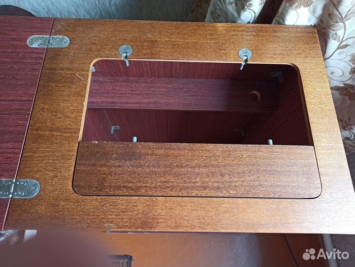 Швейная машинка чайка