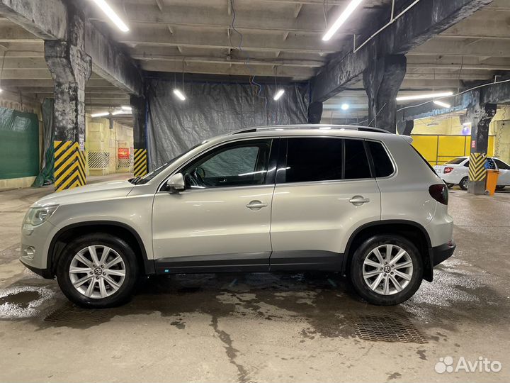 Volkswagen Tiguan 2.0 AT, 2011, 190 000 км