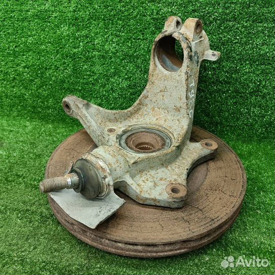 Кулак передний левый Citroen C5 рест. 2005 364664