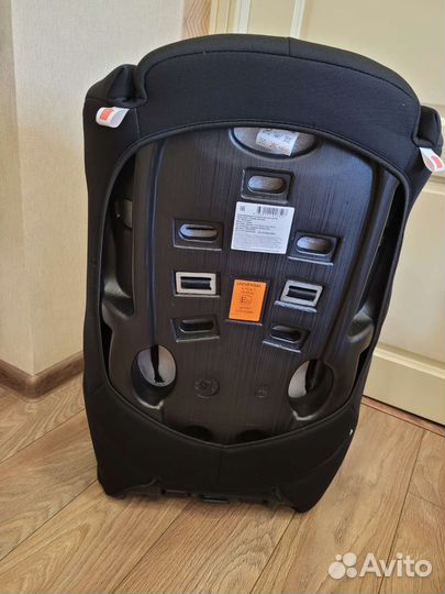 Новое автокресло бустер 1-12 лет, 9-36 кг