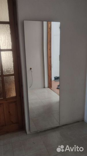 Зеркало настенное