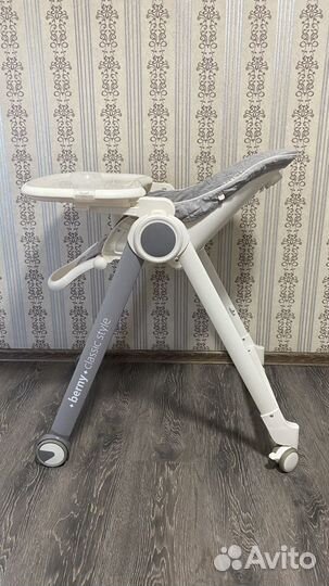 Детский стульчик для кормления berny