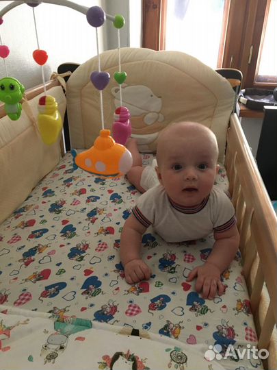 Бортики на детскую кроватку