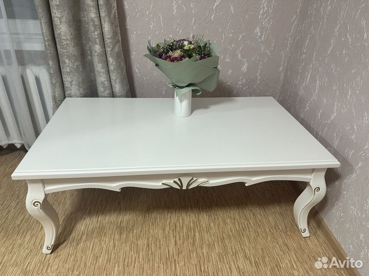 Журнальный столик бу дерево