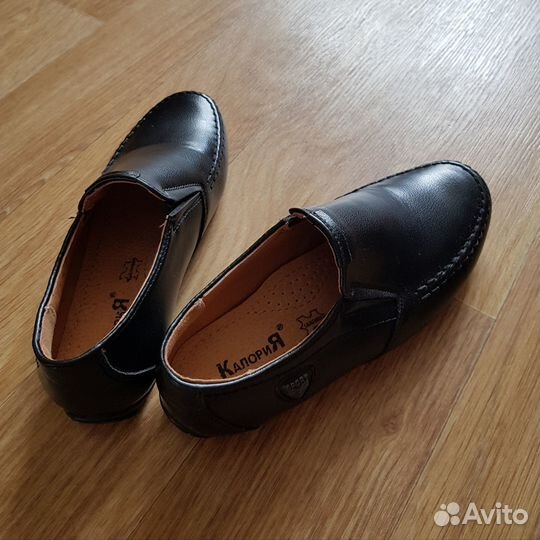 Школьная обувь мальчику 32рр