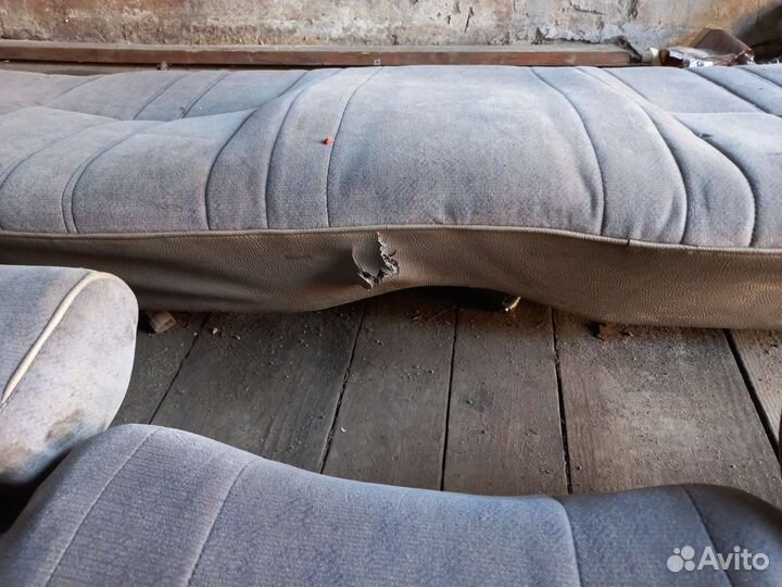 Продам диван с электроприводом toyota crown MS 110