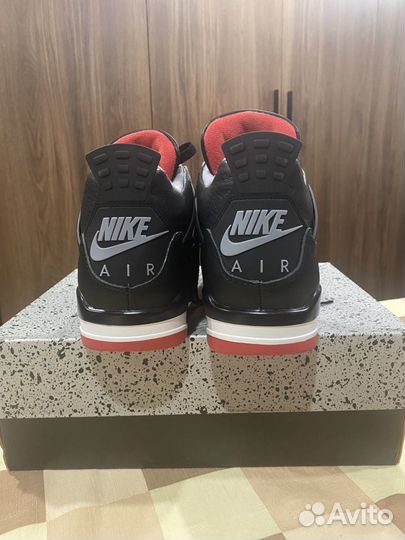 Кроссовки Nike air jordan 4 bred