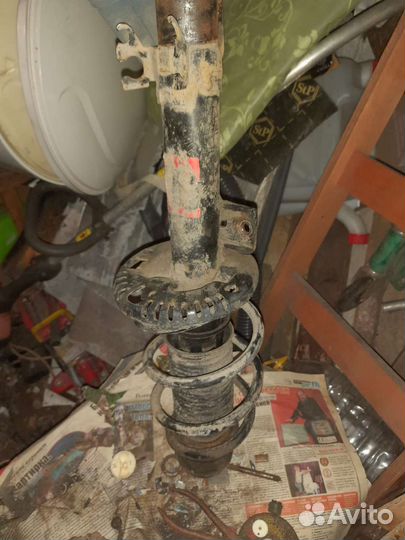 Стойка амортизаторов фольксваген поло