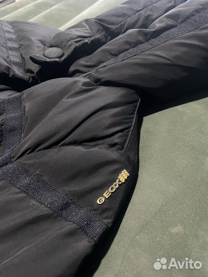 Оригинальный женский пуховик Geox размер XS