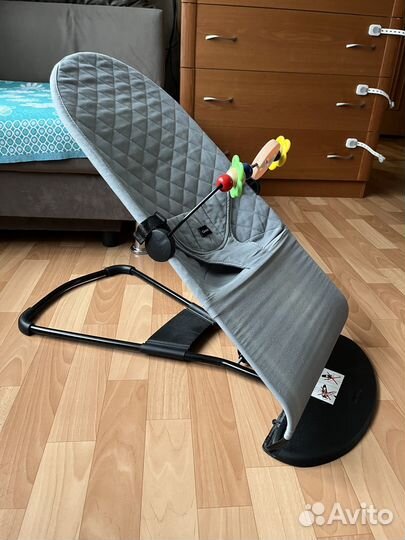 Шезлонг для новорожденных