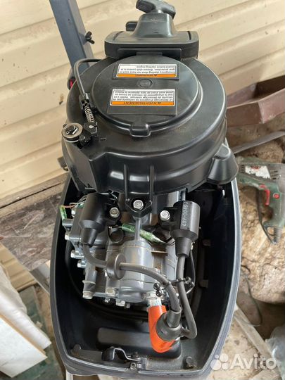 Лодка с мотором