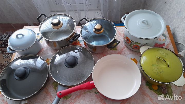 Посуда для кухни кастрюли,сковородки