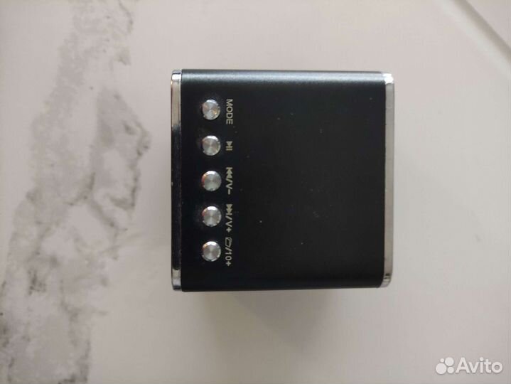 Блютуз колонка