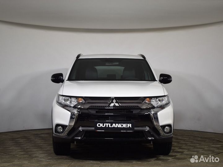 Mitsubishi Outlander 2.0 CVT, 2022