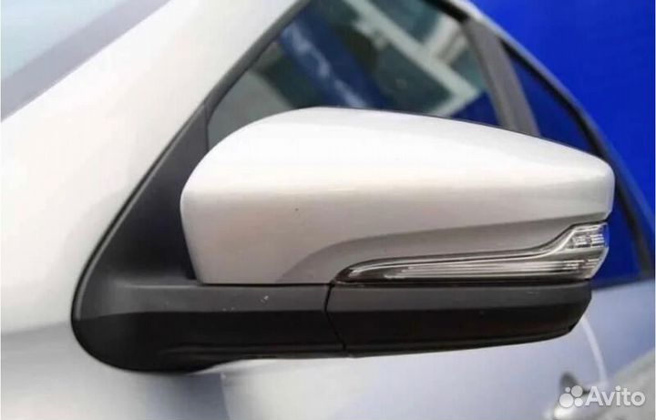 Повторители в зеркала штатные Лада Гранта