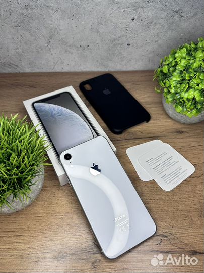 iPhone Xr, 64 ГБ
