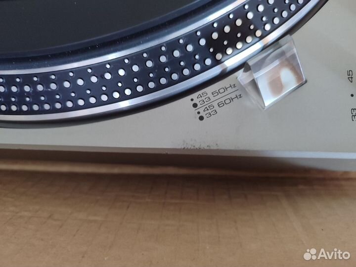 Проигрыватель пластинок technics SL-1600