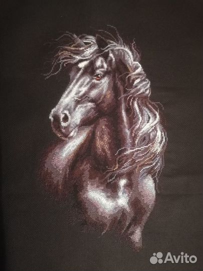 Картина вышитая крестом ручная работа