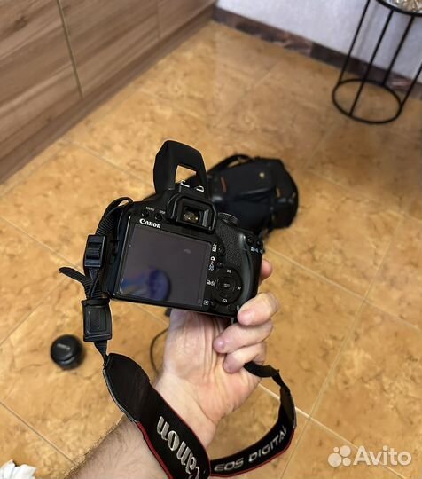 Зеркальный фотоаппарат Canon EOS 500D