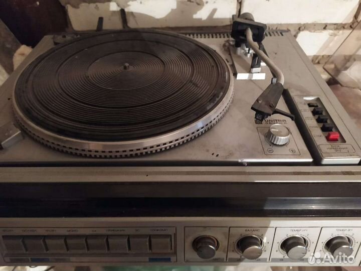 Проигрыватель винила вега 101