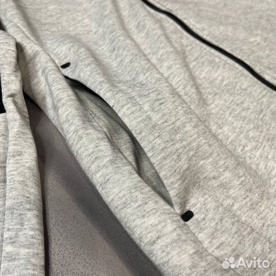 Nike Tech Fleece