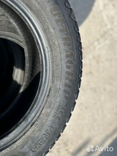 Goodyear UltraGrip Ice Arctic SUV 235/65 R17