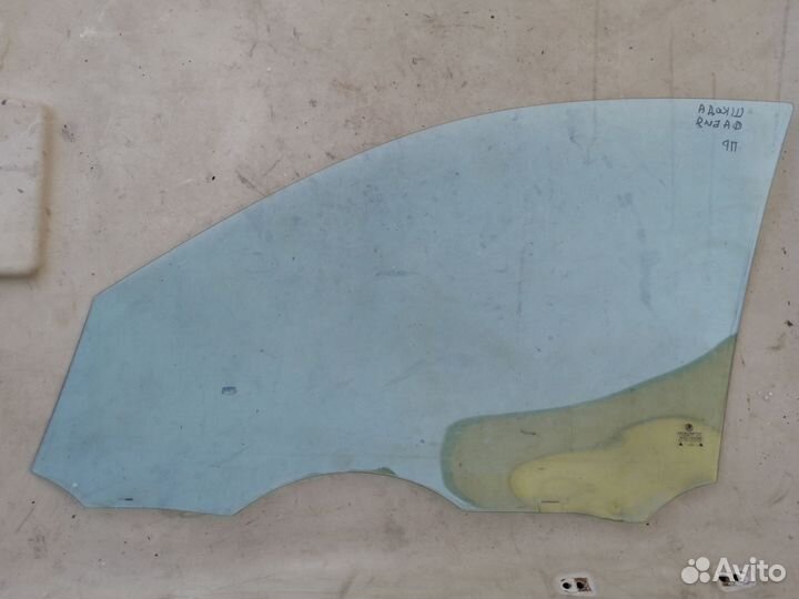 Стекло двери передней правой для Skoda Fabia 2002г