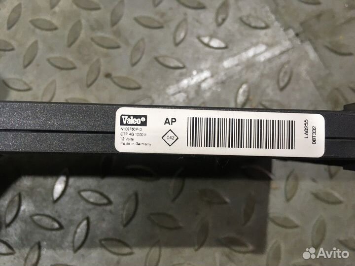 Радиатор отопителя нагревательный элемент