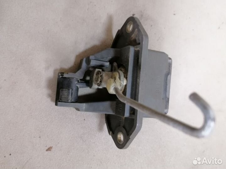 Замок багажника (личинка) Opel Vectra A 1988-1995