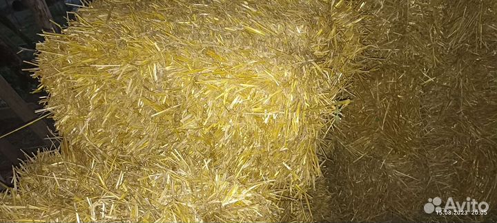 Солома в маленьких тюках