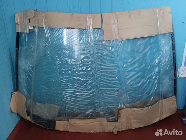 Лобовое стекло