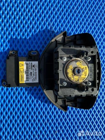 Подушка безопасности в руль Nissan Almera G15