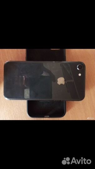 iPhone 8, 64 ГБ