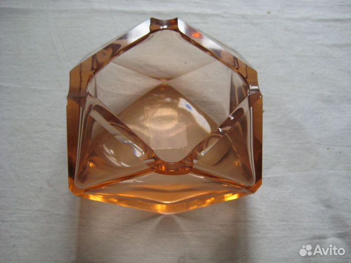 Пепельница СССР (карамельное стекло)