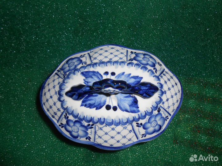 Советского времени Гжель-конфетница